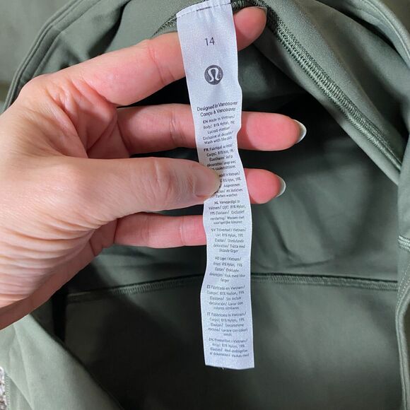 Lululemon Size 14 Groove Super High Rise Flared Pant Nulu 32.5" Army Green - Picture 4 of 7